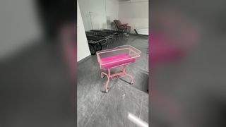 Roze babykar